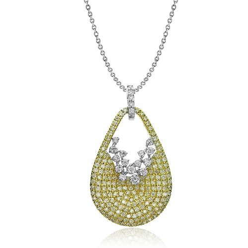 18YW 190x RBC Dia 1.60ct Fancy Pave Pear Shape w/ Cluster In Center Pendant